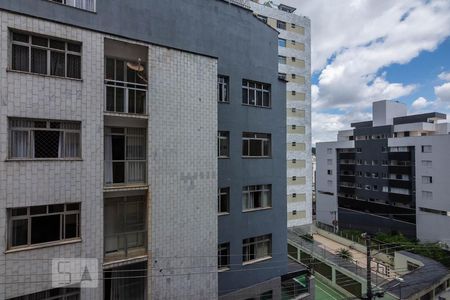 Vista Sala 1  de apartamento para alugar com 3 quartos, 95m² em Santo Antônio, Belo Horizonte