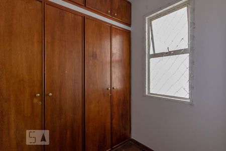 Quarto Área de Serviço de apartamento para alugar com 3 quartos, 95m² em Santo Antônio, Belo Horizonte