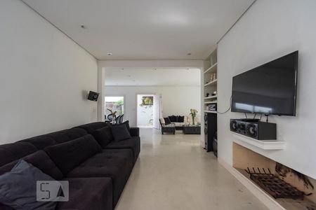 Sala de casa para alugar com 3 quartos, 300m² em Jardim Leonor, São Paulo