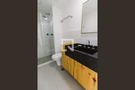 Banheiro de apartamento para alugar com 1 quarto, 62m² em Vila Anglo Brasileira, São Paulo