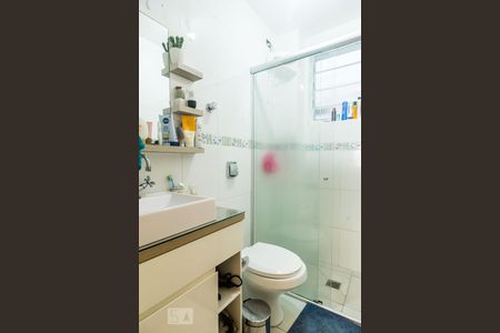 Banheiro de apartamento para alugar com 1 quarto, 37m² em Bom Fim, Porto Alegre