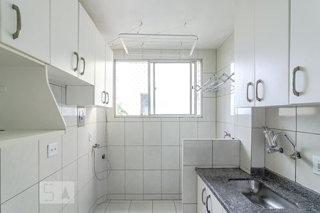 Cozinha de apartamento à venda com 2 quartos, 52m² em Maria Virgínia, Belo Horizonte