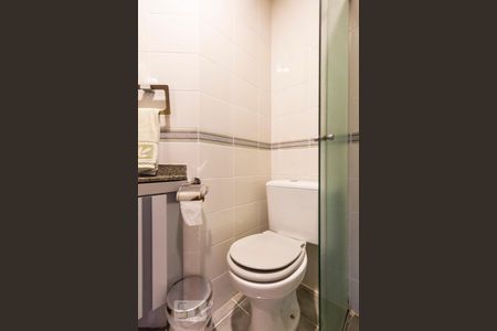 Banheiro social de apartamento para alugar com 3 quartos, 128m² em Vila Clementino, São Paulo
