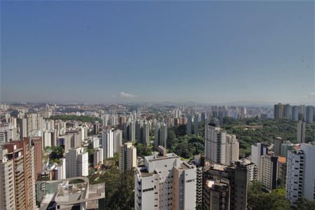 Vista da sala de apartamento à venda com 6 quartos, 350m² em Vila Suzana, São Paulo