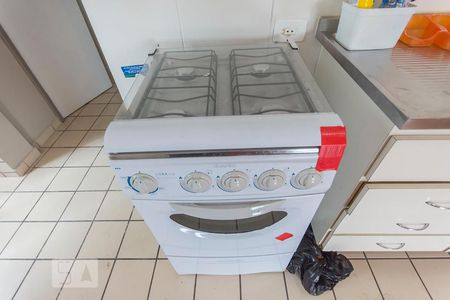 Cozinha de apartamento para alugar com 2 quartos, 85m² em Moema, São Paulo