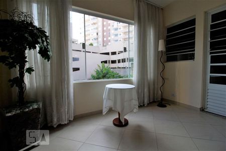 Sala de casa de condomínio à venda com 3 quartos, 130m² em Parque Reboucas, São Paulo