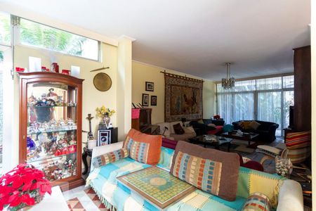 Sala de casa para alugar com 4 quartos, 420m² em Indianópolis, São Paulo