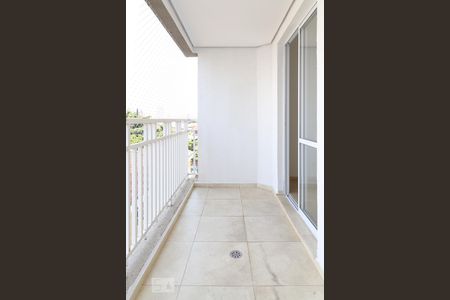 Varanda de apartamento para alugar com 2 quartos, 61m² em Vila Nivi, São Paulo