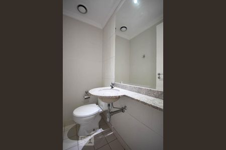 Lavabo de apartamento para alugar com 4 quartos, 129m² em Vila Suzana, São Paulo