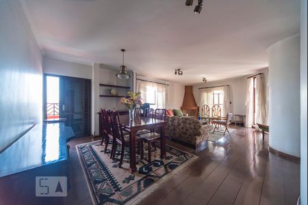 Sala de apartamento para alugar com 3 quartos, 150m² em Nova Petrópolis, São Bernardo do Campo