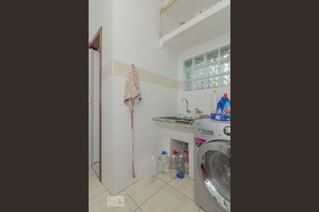 Área de serviço de casa à venda com 4 quartos, 180m² em Vila Moinho Velho, São Paulo