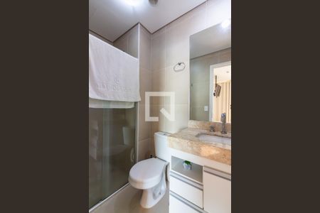 Banheiro de apartamento à venda com 1 quarto, 34m² em Centro, Osasco