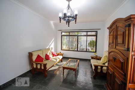 Sala de casa à venda com 3 quartos, 200m² em Vila Anglo Brasileira, São Paulo