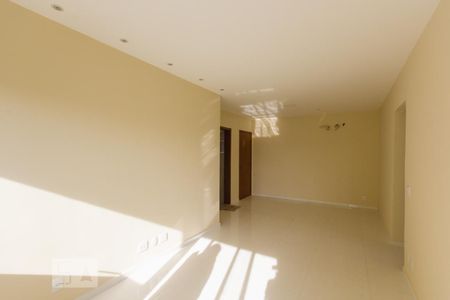 Sala de apartamento para alugar com 2 quartos, 80m² em Pechincha, Rio de Janeiro