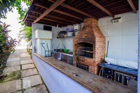 Casa à venda com 800m², 5 quartos e 5 vagas Casa à venda com 800m², 5 quartos e 5 vagasChurrasqueira