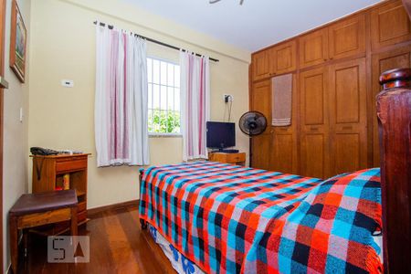 Casa à venda com 800m², 5 quartos e 5 vagas Casa à venda com 800m², 5 quartos e 5 vagasSuíte 3 - Segundo Andar