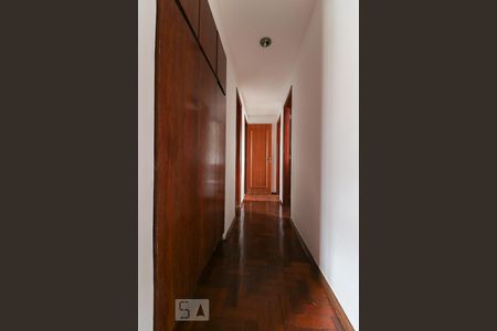 Corredor de apartamento à venda com 4 quartos, 140m² em Cidade Jardim, Belo Horizonte