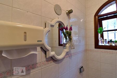 Lavabo de casa para alugar com 4 quartos, 248m² em Vila Sônia, São Paulo