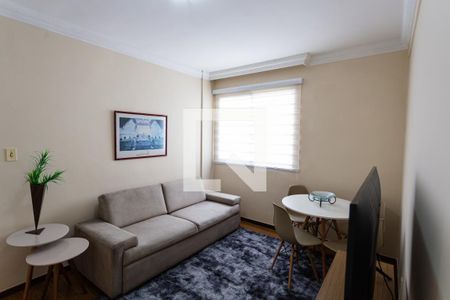 Sala de apartamento à venda com 1 quarto, 69m² em Lourdes, Belo Horizonte