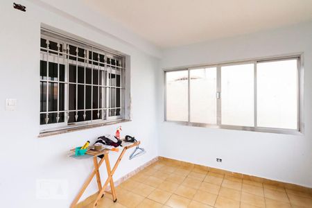Extensão quarto 2 (casa 1)  de casa para alugar com 5 quartos, 370m² em Vila Carrão, São Paulo