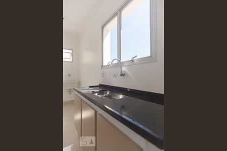 Cozinha de apartamento à venda com 1 quarto, 50m² em Jardim Proença, Campinas