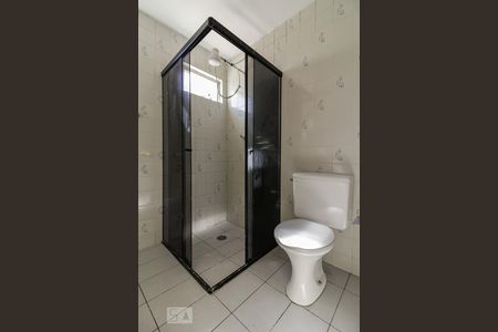 Banheiro de apartamento à venda com 2 quartos, 55m² em Jardim Roberto, Osasco