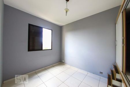 Quarto 2 de apartamento para alugar com 2 quartos, 48m² em Jardim Flor da Montanha, Guarulhos