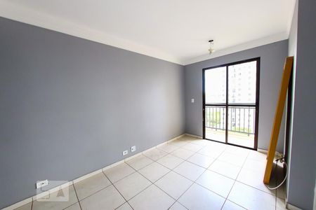 Sala de apartamento para alugar com 2 quartos, 48m² em Jardim Flor da Montanha, Guarulhos