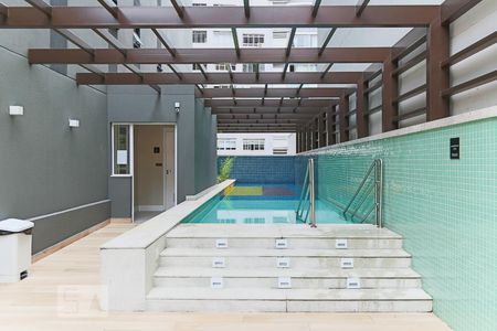 Piscina de kitnet/studio para alugar com 1 quarto, 42m² em Centro, São Paulo