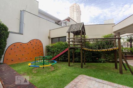 Apartamento para alugar com 300m², 3 quartos e 4 vagas Apartamento para alugar com 300m², 3 quartos e 4 vagasPlayground