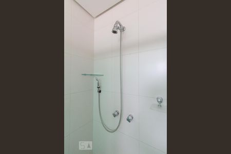 Apartamento para alugar com 300m², 3 quartos e 4 vagas Apartamento para alugar com 300m², 3 quartos e 4 vagasBanheiro Quarto 2