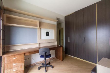 Apartamento para alugar com 300m², 3 quartos e 4 vagas Apartamento para alugar com 300m², 3 quartos e 4 vagasQuarto 3