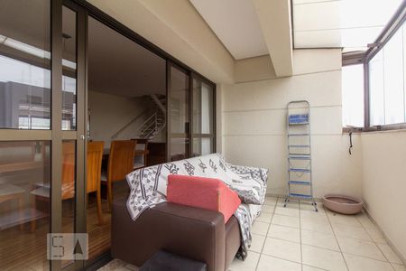 Apartamento para alugar com 300m², 3 quartos e 4 vagas Apartamento para alugar com 300m², 3 quartos e 4 vagasVaranda