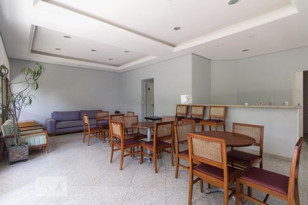 Apartamento para alugar com 300m², 3 quartos e 4 vagas Apartamento para alugar com 300m², 3 quartos e 4 vagasSalão de festas