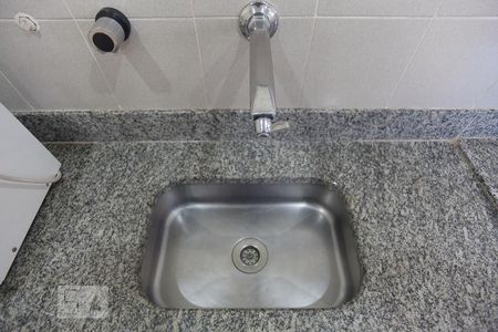 Cozinha de apartamento para alugar com 1 quarto, 50m² em Cambuí, Campinas