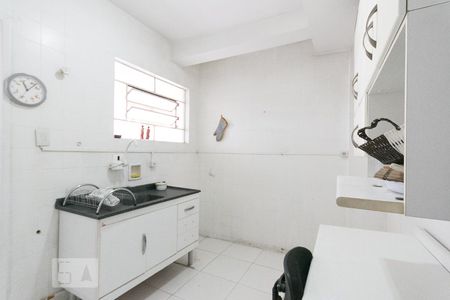 Cozinha  de apartamento à venda com 2 quartos, 62m² em Jardim da Glória, São Paulo