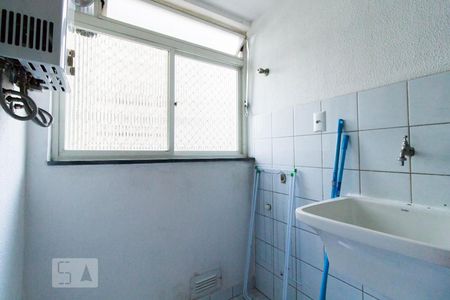 Área de Serviço de apartamento à venda com 2 quartos, 55m² em Nonoai, Porto Alegre