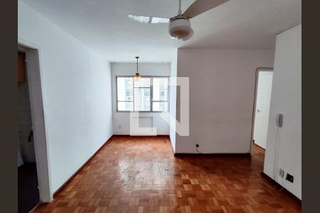 Apartamento à venda com 70m², 2 quartos e 1 vagaSala