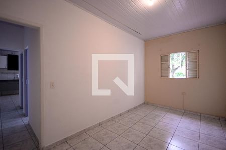 Quarto 2 de casa para alugar com 2 quartos, 55m² em Vila Nair, São Paulo