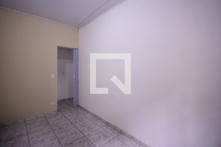 Quarto 1  de casa para alugar com 2 quartos, 55m² em Vila Nair, São Paulo