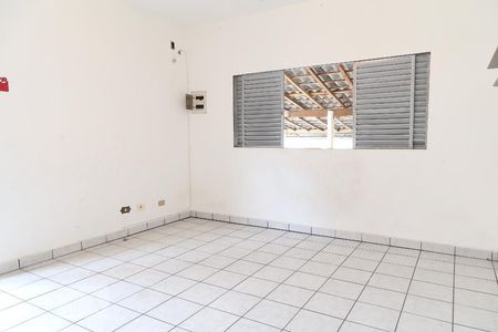 Sala de casa à venda com 2 quartos, 75m² em Vila Mazzei, São Paulo