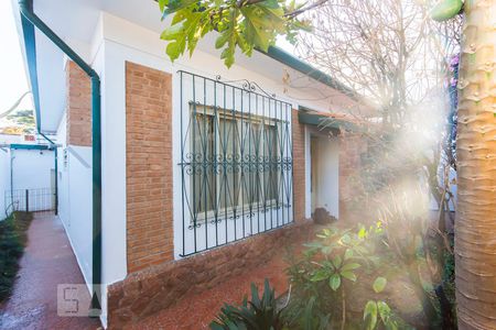 Fachada da frente de casa à venda com 3 quartos, 130m² em Indianópolis, São Paulo