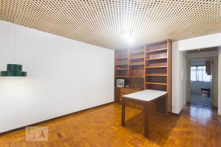 Sala de casa à venda com 3 quartos, 130m² em Indianópolis, São Paulo