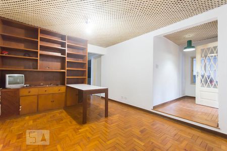 Sala de casa à venda com 3 quartos, 130m² em Indianópolis, São Paulo