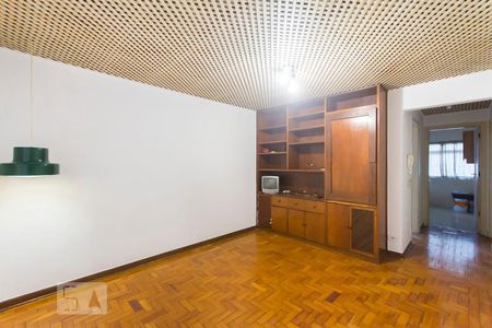 Sala de casa à venda com 3 quartos, 130m² em Indianópolis, São Paulo