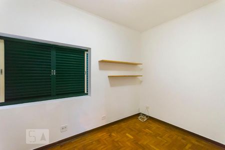 Quarto 01 de casa à venda com 3 quartos, 130m² em Indianópolis, São Paulo