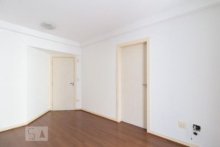 Sala de apartamento para alugar com 1 quarto, 48m² em Centro, Curitiba