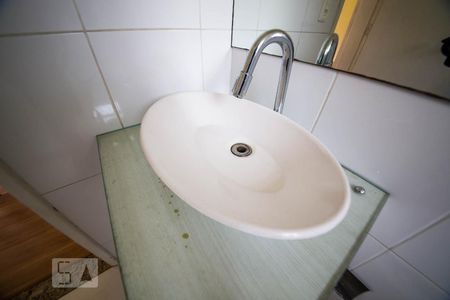 Banheiro social de apartamento para alugar com 2 quartos, 80m² em Fonseca, Niterói