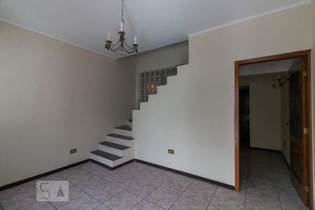 Sala de casa à venda com 3 quartos, 150m² em Planalto Paulista, São Paulo