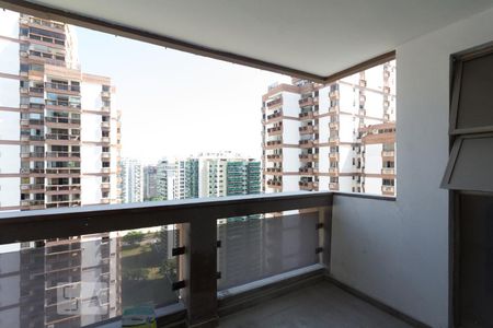 Varanda de apartamento para alugar com 2 quartos, 70m² em Barra da Tijuca, Rio de Janeiro